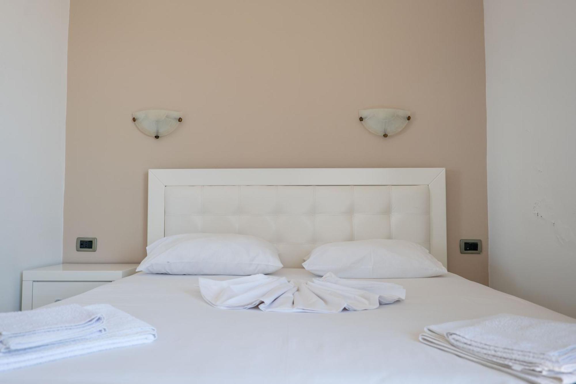 Hotel Kompleks Joni ساراندا المظهر الخارجي الصورة